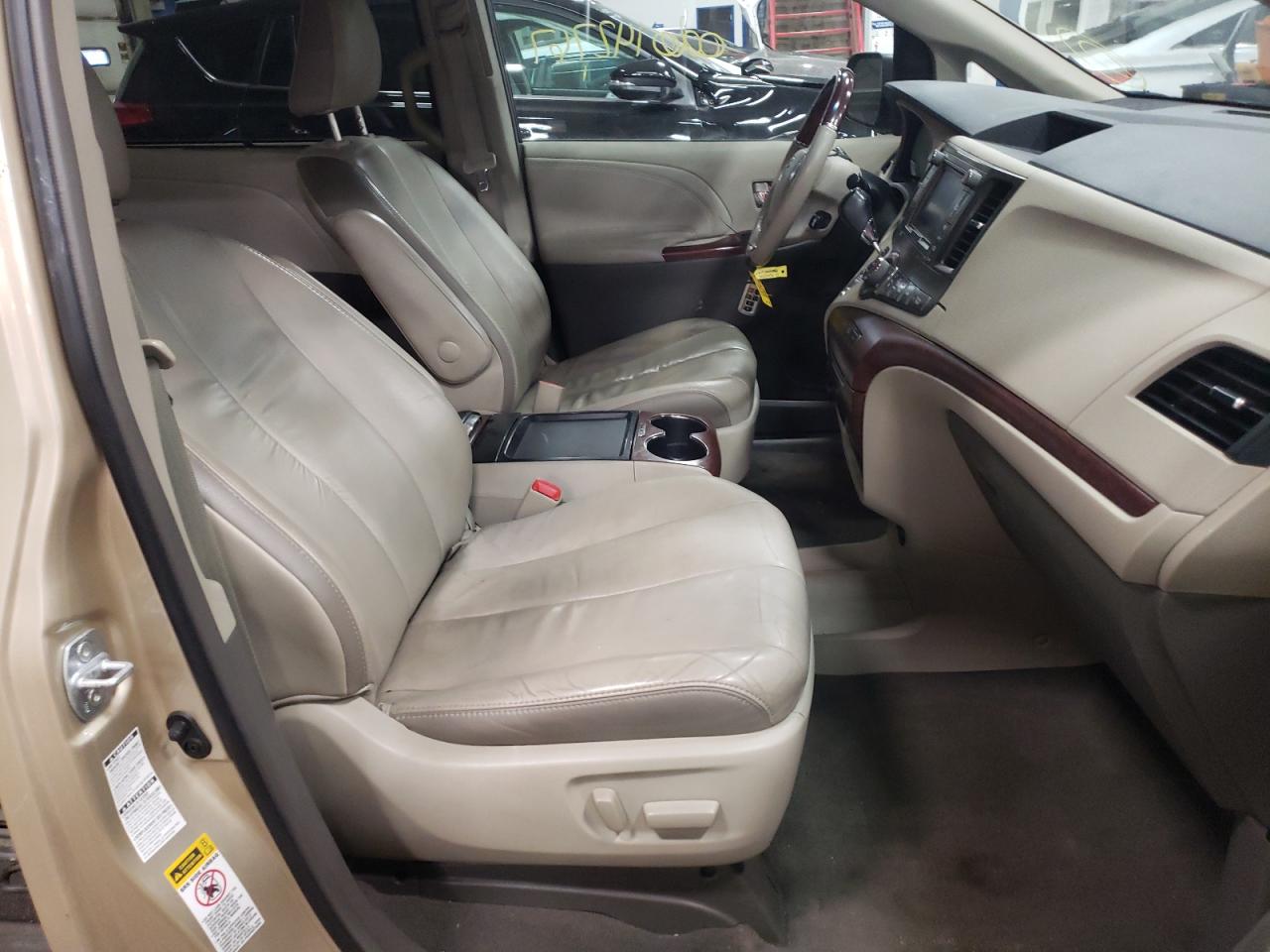 Photo 5 from auction – 2011 TOYOTA SIENNA XLE with VIN 5TDDK3DC1BS017245