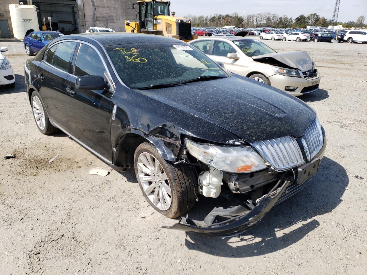 LINCOLN MKS 2012 with VIN 1LNHL9FT1CG803469 - Photo from auction