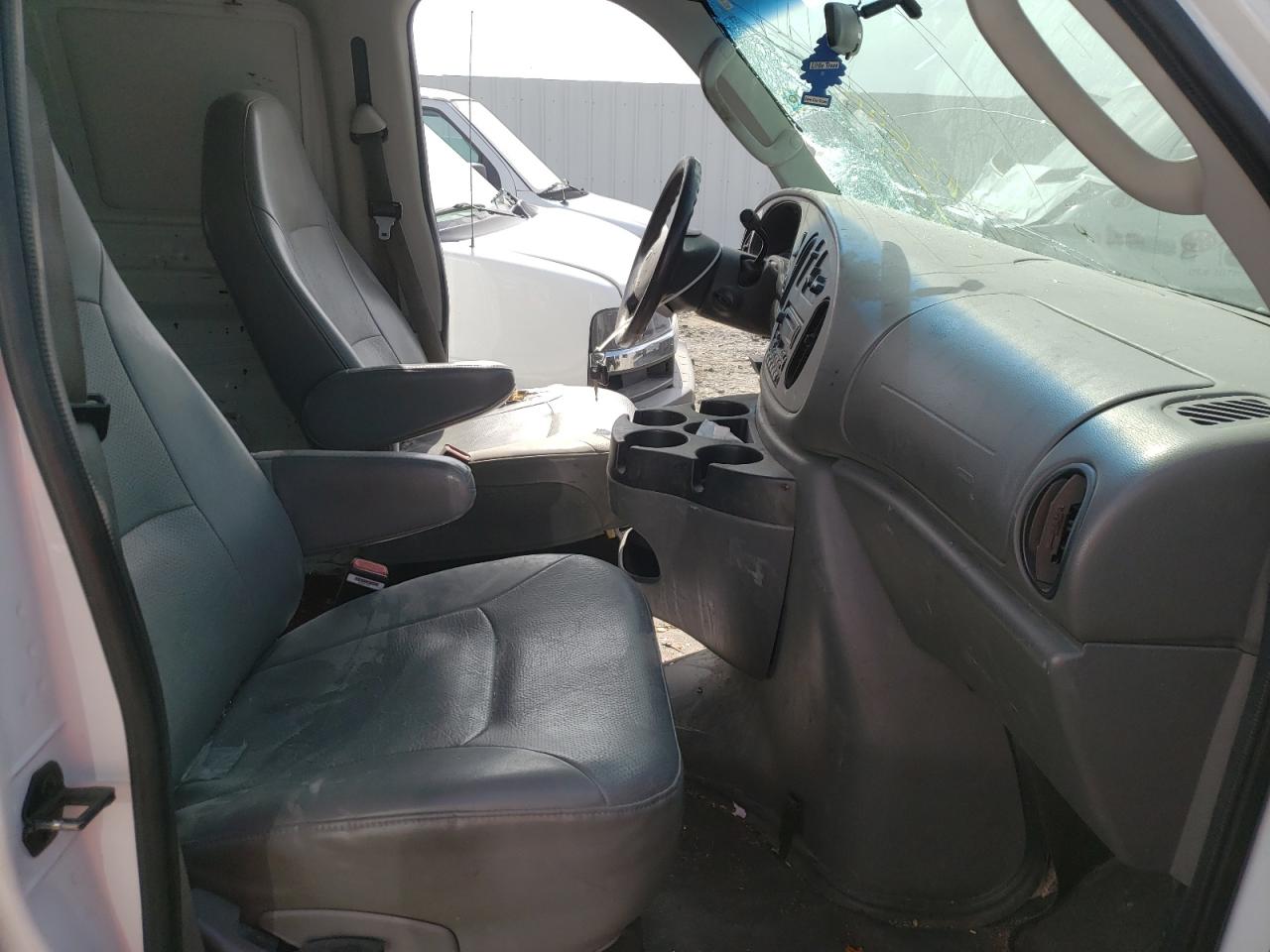 Photo 5 from auction – 2007 FORD ECONOLINE with VIN 1FTNE14W07DB04194