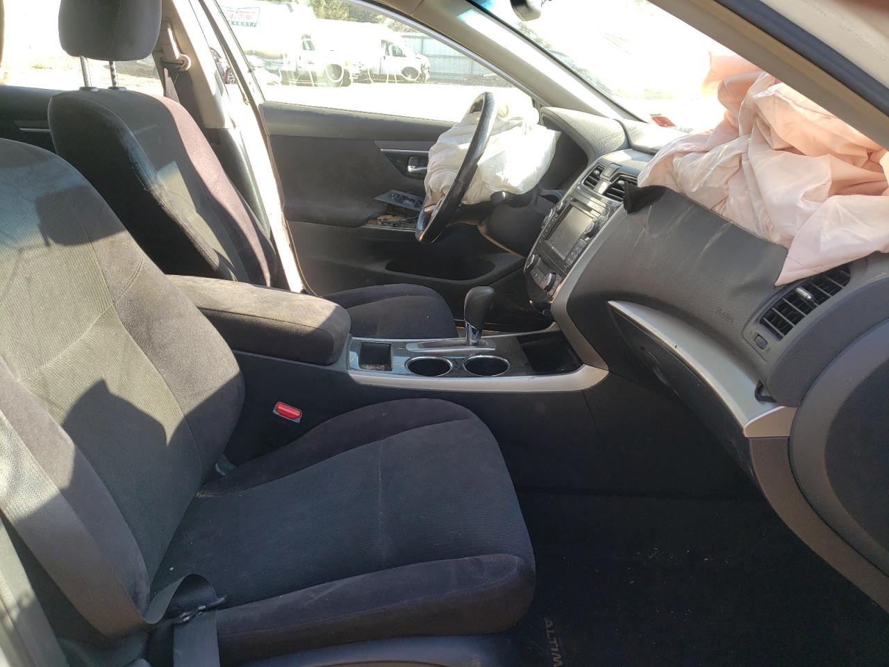 Photo 5 from auction – 2013 NISSAN ALTIMA 2.5 with VIN 1N4AL3AP0DN560723