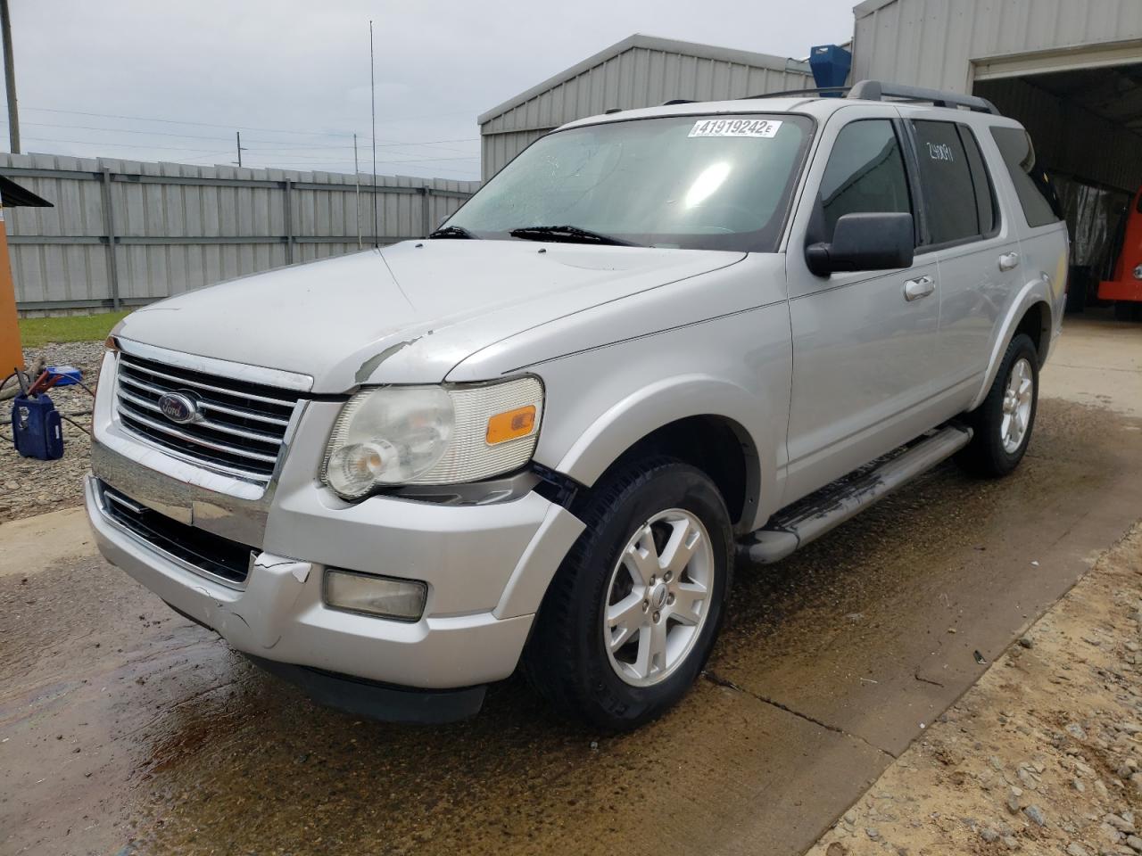 Photo 2 from auction – 2010 FORD EXPLORER X with VIN 1FMEU6DE1AUA19231