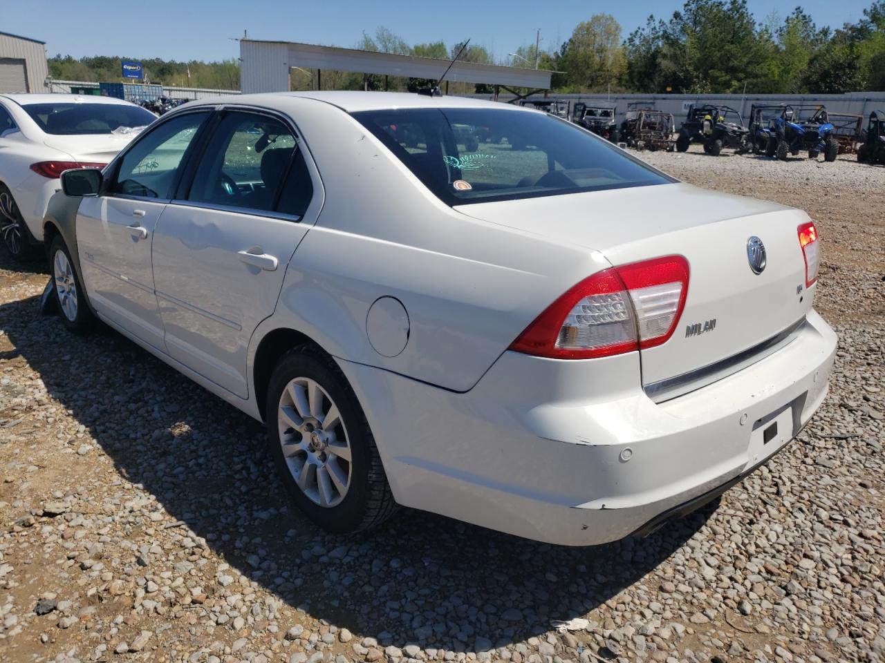 Photo 3 from auction – 2008 MERCURY MILAN with VIN 3MEHM07118R647068