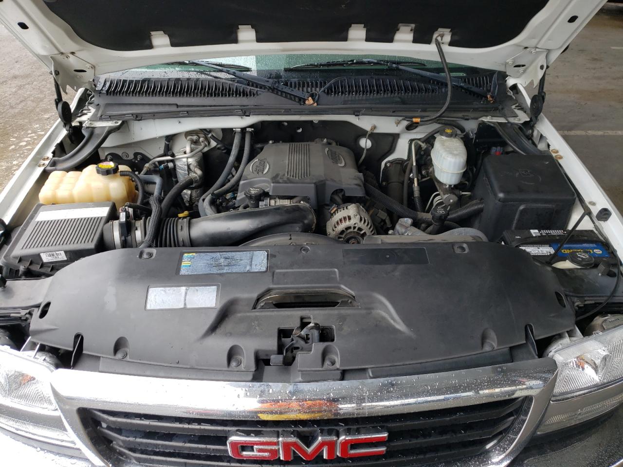 Photo 7 from auction – 2004 GMC SIERRA C25 with VIN 1GTHC23G34F158575