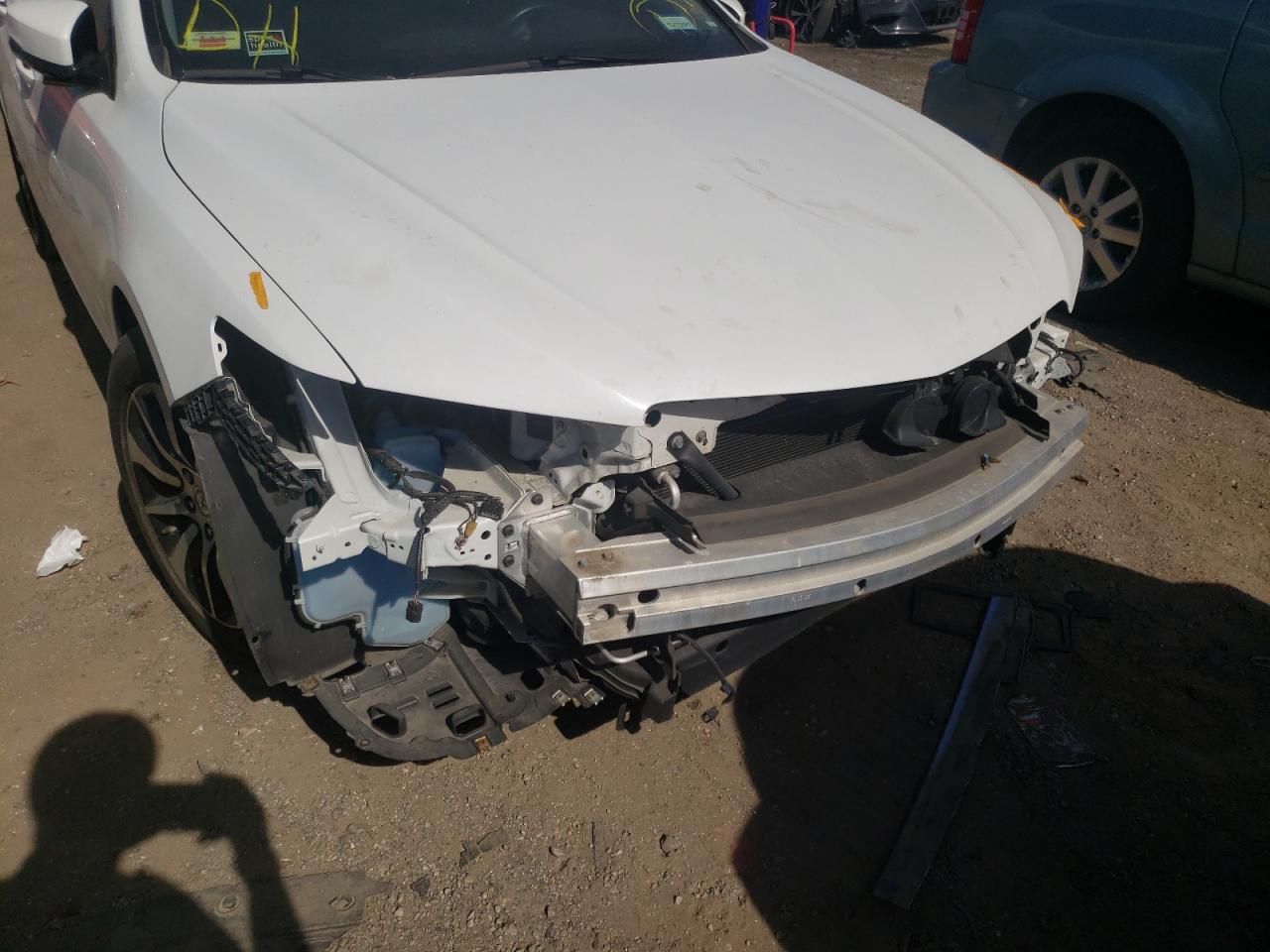 Photo 9 from auction – 2016 ACURA TLX with VIN 19UUB1F3XGA008101