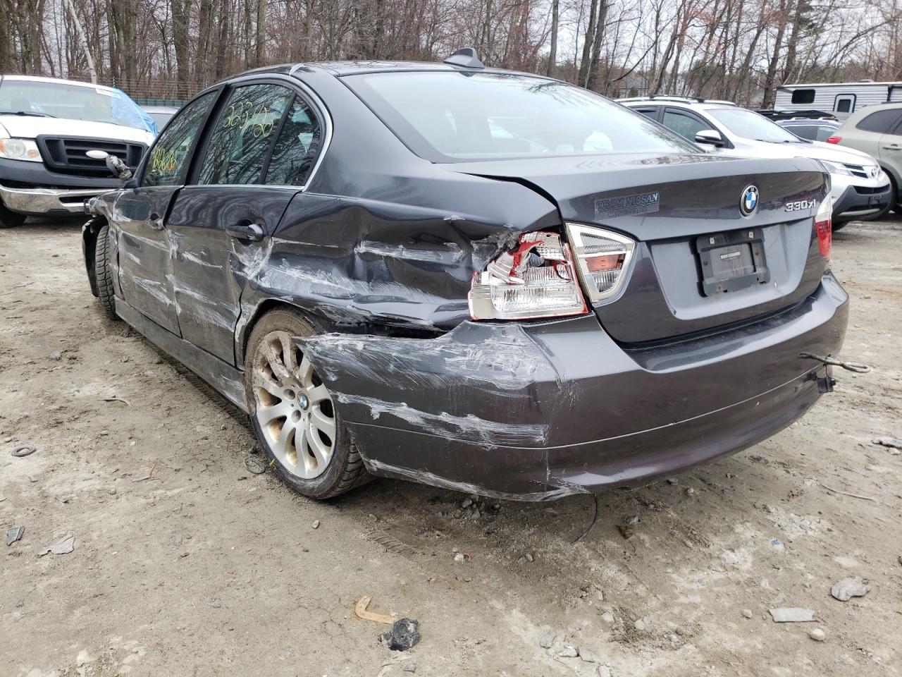 Photo 3 from auction – 2006 BMW 330 XI with VIN WBAVD33556KV68466