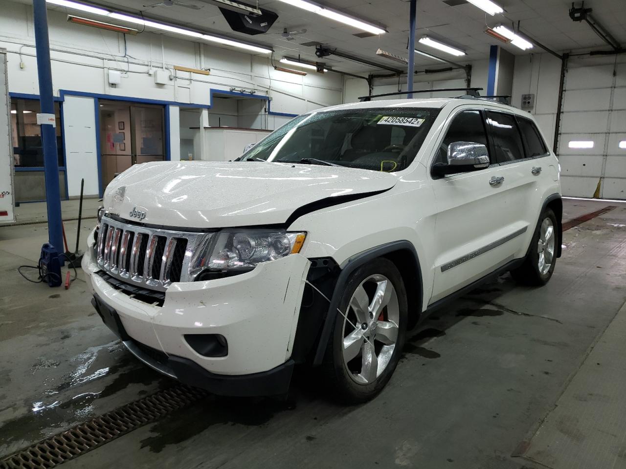Photo 2 from auction – 2012 JEEP GRAND CHER with VIN 1C4RJFCT3CC149146