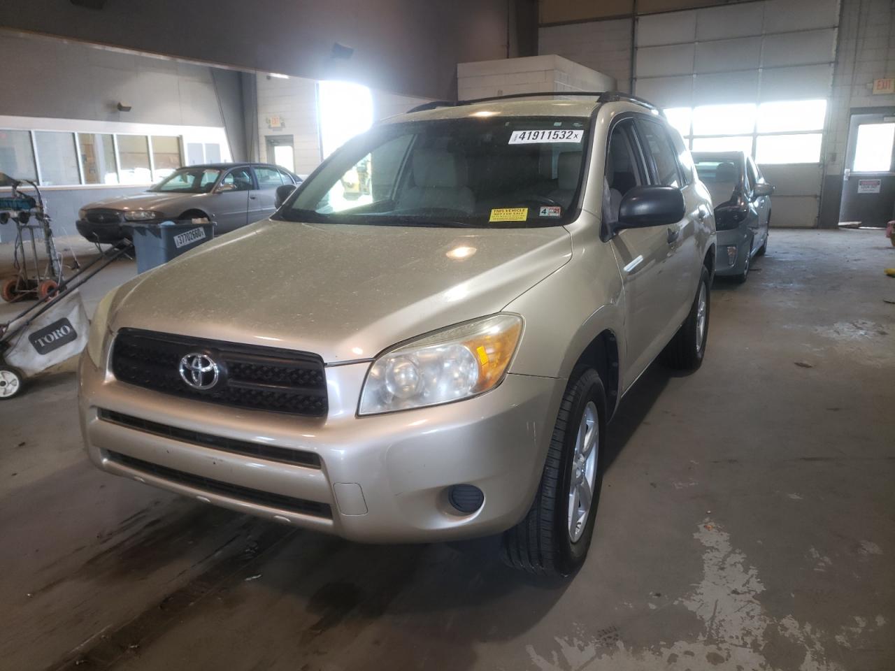 Photo 2 from auction – 2007 TOYOTA RAV4 with VIN JTMBD33V776041691