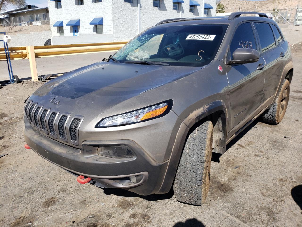 Photo 2 from auction – 2016 JEEP CHEROKEE T with VIN 1C4PJMBS7GW228621