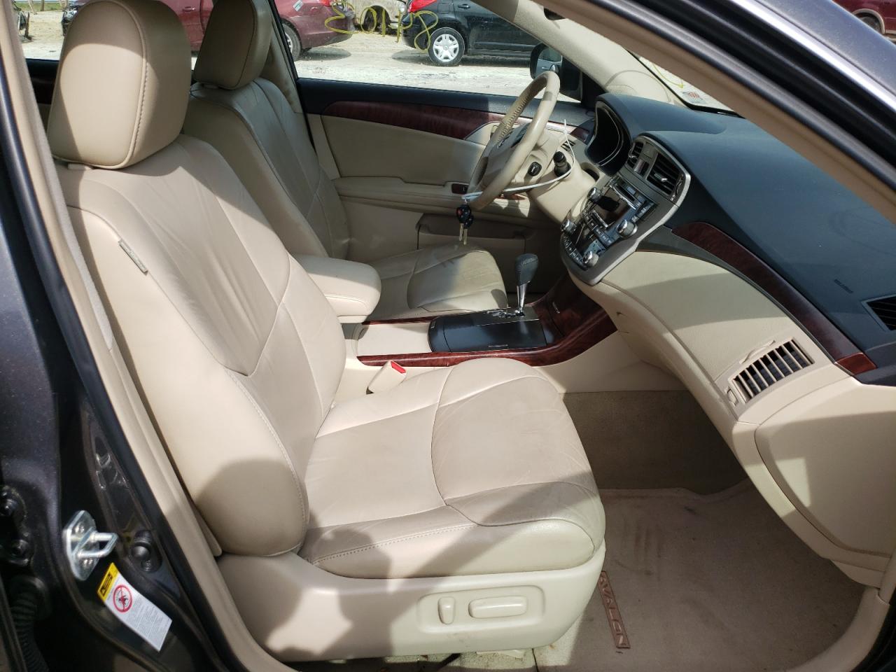 Photo 5 from auction – 2011 TOYOTA AVALON BAS with VIN 4T1BK3DB5BU434194