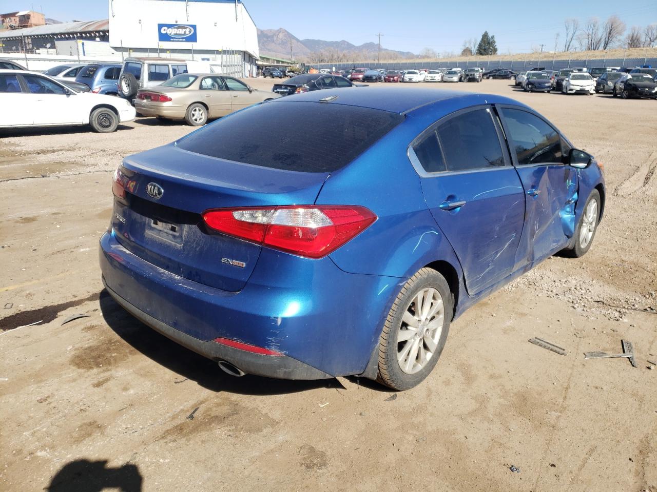 Photo 4 from auction – 2015 KIA FORTE EX with VIN KNAFX4A86F5335192