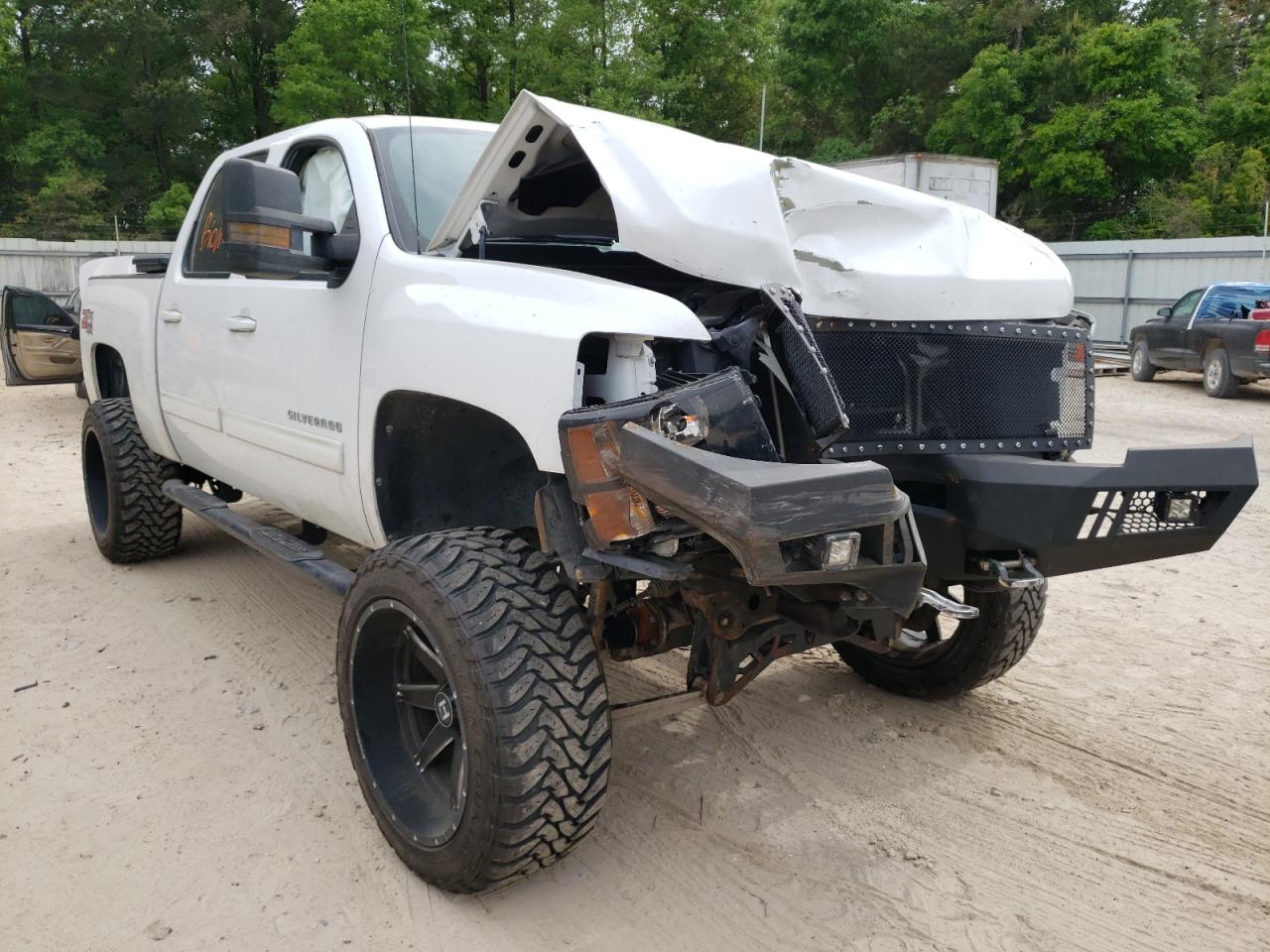 CHEVROLET SILVERADO 2012 with VIN 3GCPKSE28CG213096 - Photo from auction