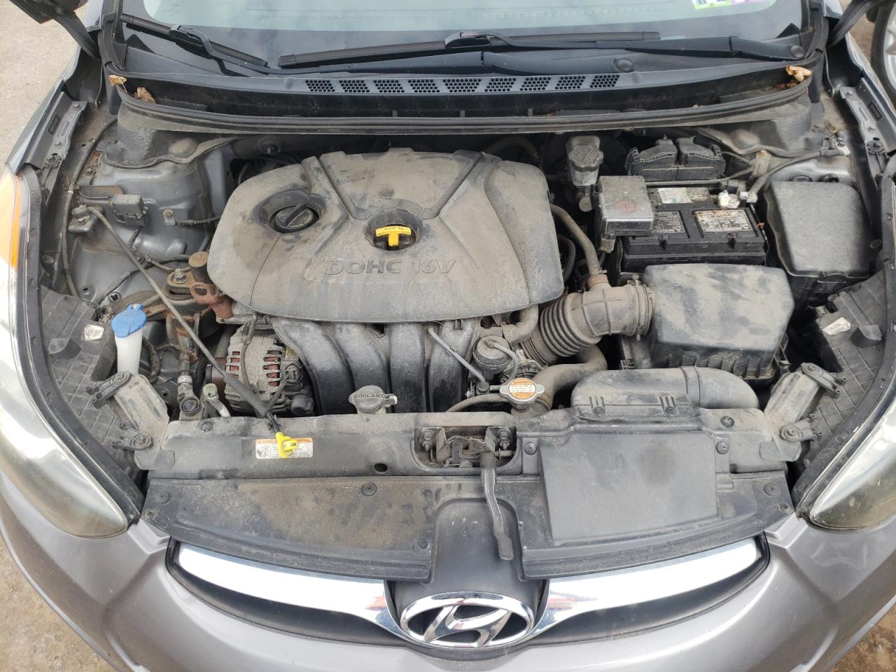 Photo 7 from auction – 2012 HYUNDAI ELANTRA GL with VIN 5NPDH4AE7CH144678