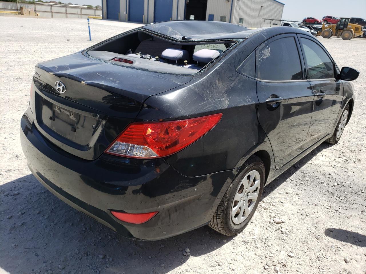 Photo 4 from auction – 2012 HYUNDAI ACCENT GLS with VIN KMHCT4AE0CU062674