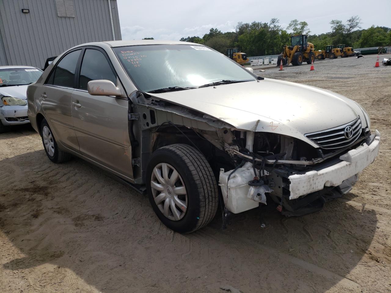 Photo 1 from auction – 2005 TOYOTA CAMRY LE with VIN 4T1BE32K85U403763