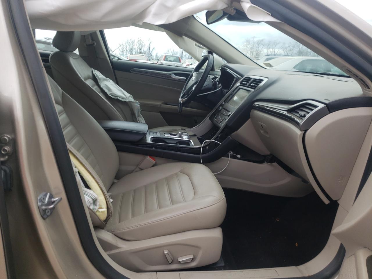 Photo 5 from auction – 2017 FORD FUSION SE with VIN 3FA6P0PU8HR353263