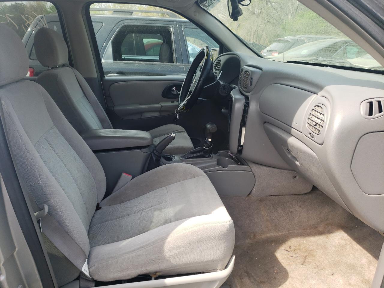 Photo 5 from auction – 2006 CHEVROLET TRAILBLAZE with VIN 1GNDT13S462171561