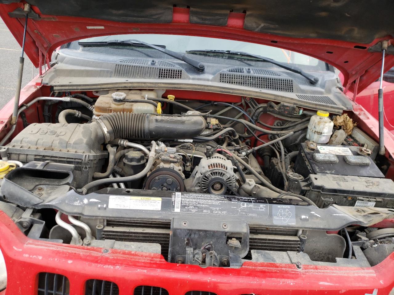 Photo 7 from auction – 2004 JEEP LIBERTY SP with VIN 1J4GL48KX4W282146