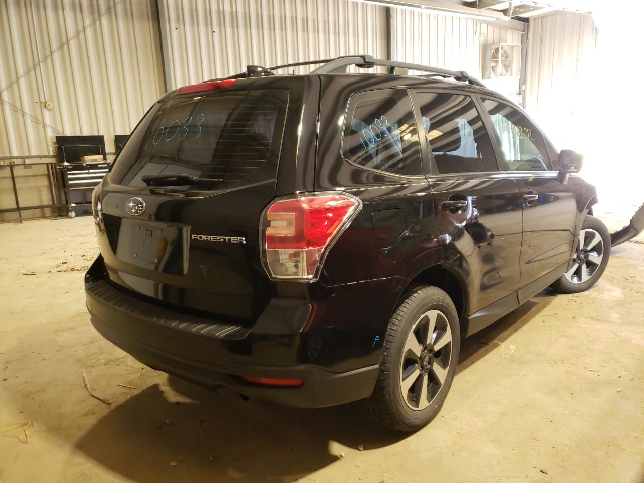 Photo 17 from auction – 2018 SUBARU FORESTER 2 with VIN JF2SJABC2JH599202