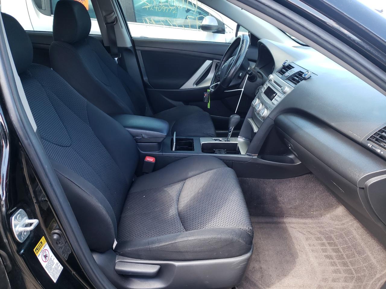 Photo 5 from auction – 2011 TOYOTA CAMRY BASE with VIN 4T1BF3EK7BU167658