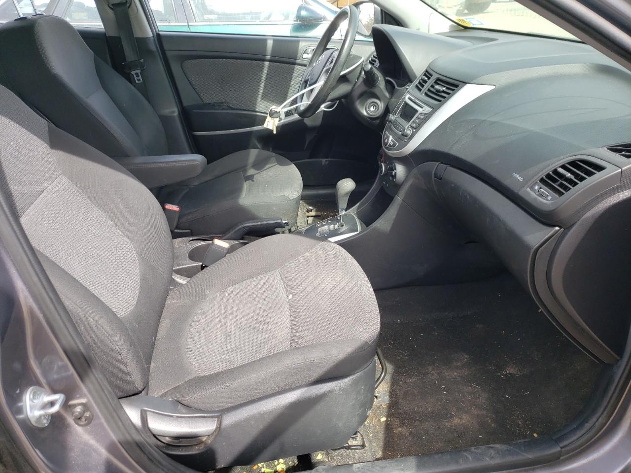 Photo 5 from auction – 2014 HYUNDAI ACCENT GLS with VIN KMHCT5AE2EU147914