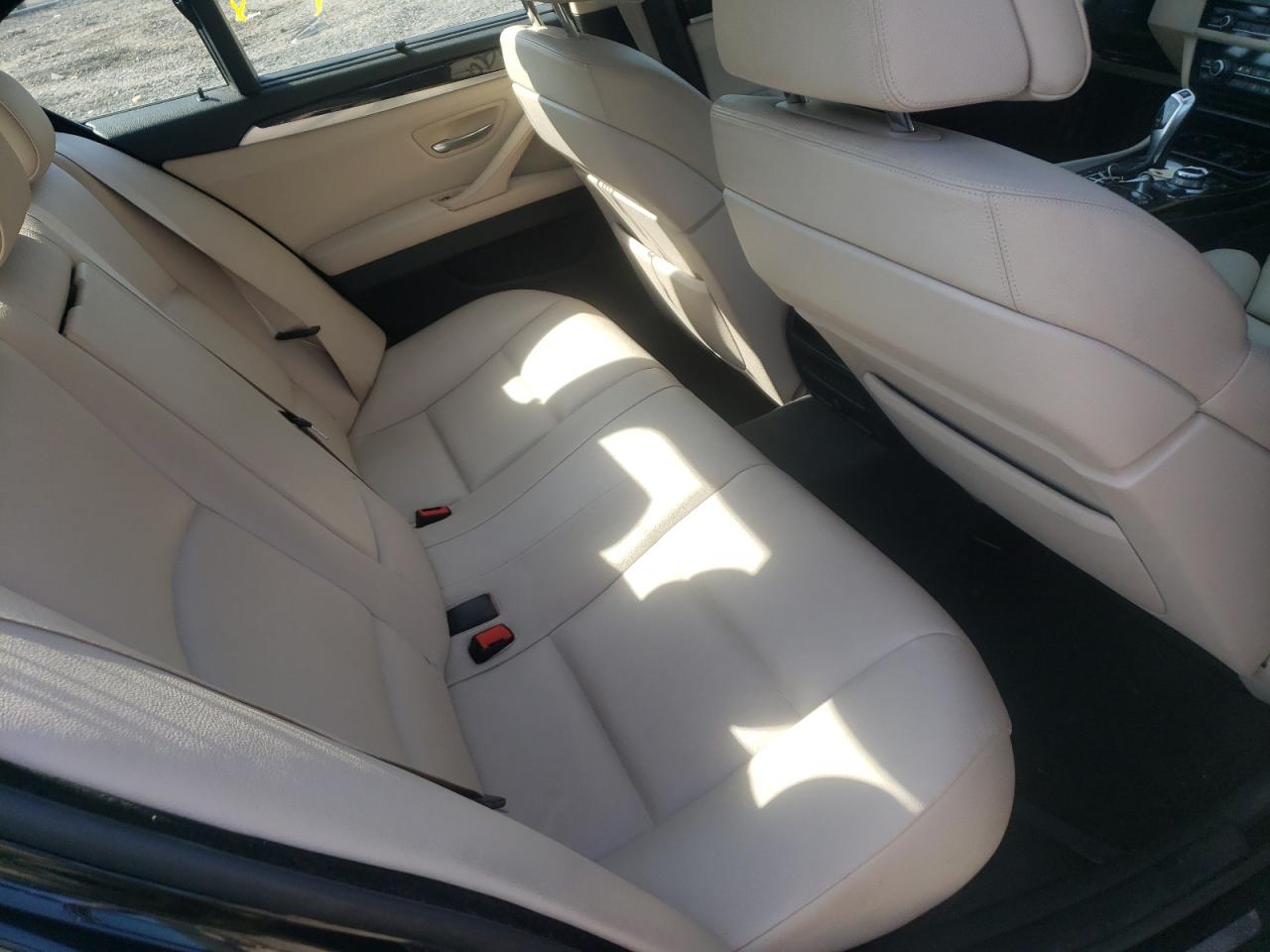 Photo 6 from auction – 2011 BMW 535 XI with VIN WBAFU7C51BC877951