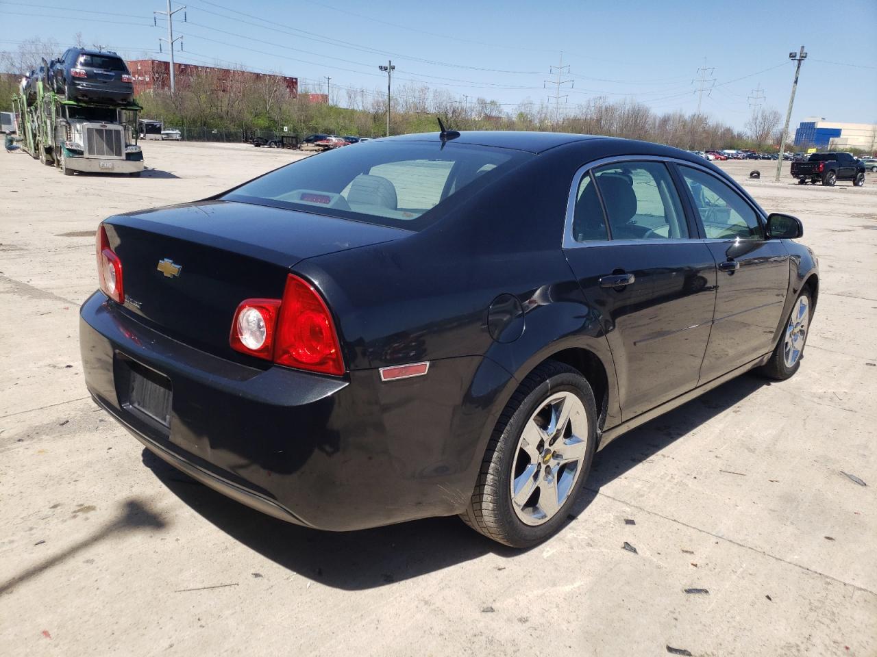 Photo 4 from auction – 2011 CHEVROLET MALIBU LS with VIN 1G1ZB5E14BF102314