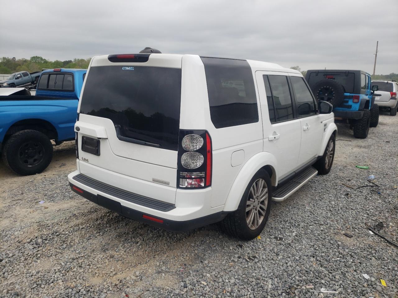 Photo 4 from auction – 2016 LAND ROVER LR4 HSE LU with VIN SALAK2V66GA787654