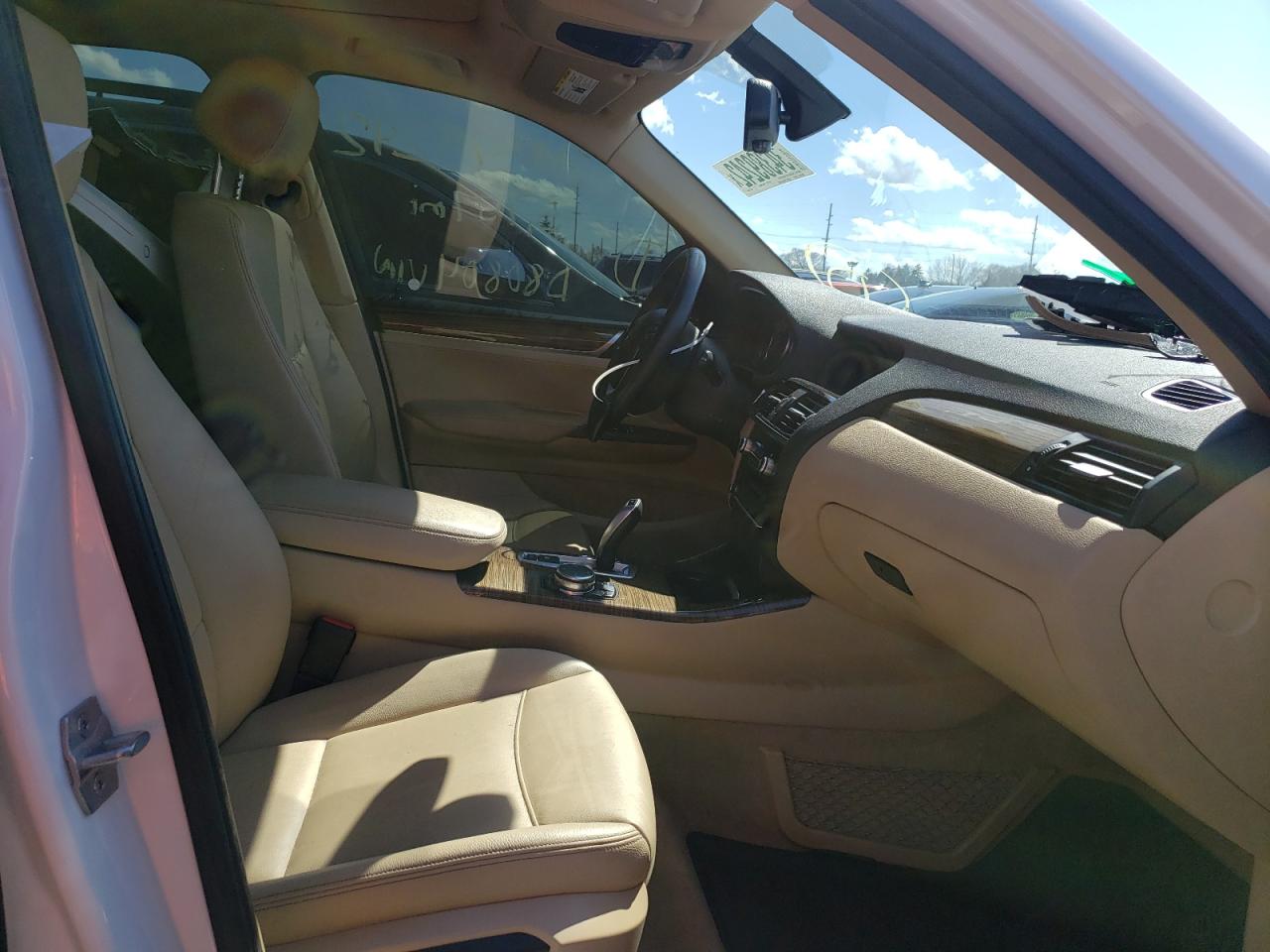 Photo 5 from auction – 2016 BMW X3 XDRIVE2 with VIN 5UXWX9C51G0D80804