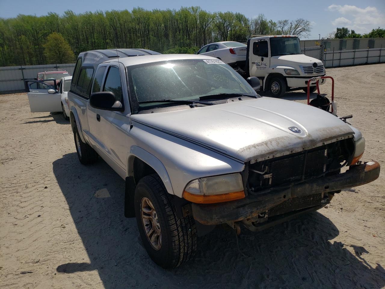 Photo 1 from auction – 2004 DODGE DAKOTA SPO with VIN 1D7HG32NX4S654240