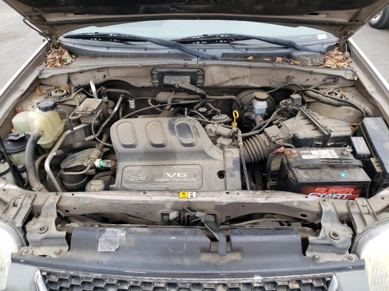 Photo 7 from auction – 2001 FORD ESCAPE XLT with VIN 1FMYU04141KA52579