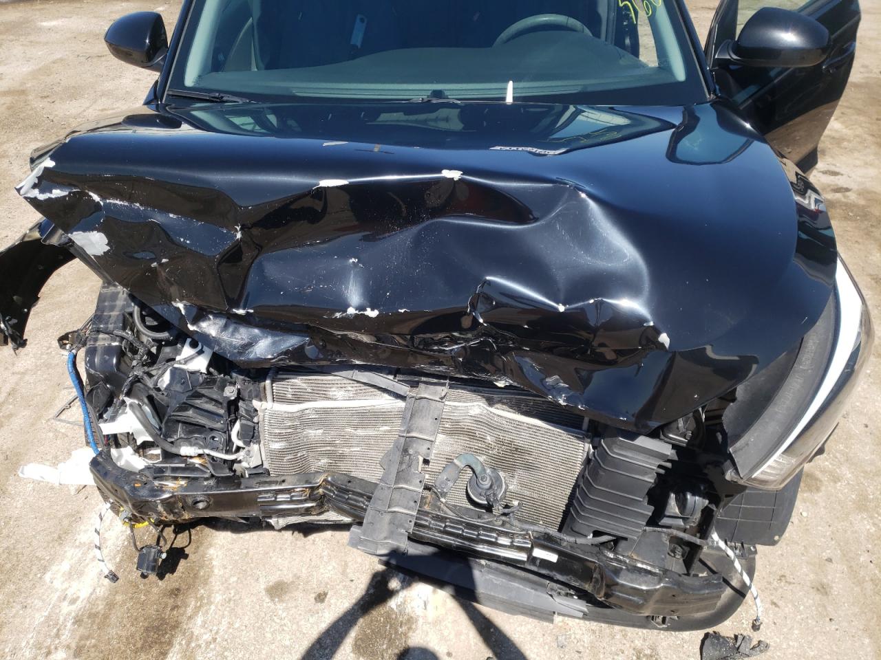 Photo 7 from auction – 2017 HYUNDAI TUCSON LIM with VIN KM8J3CA49HU323641