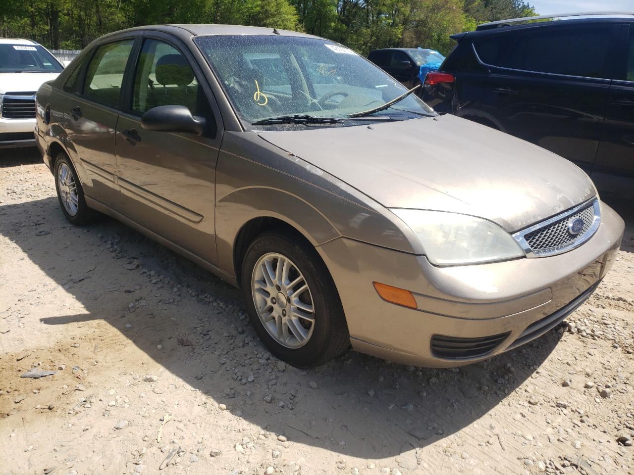 FORD FOCUS ZX4 2005 with VIN 1FAFP34N85W163499 - Photo from auction