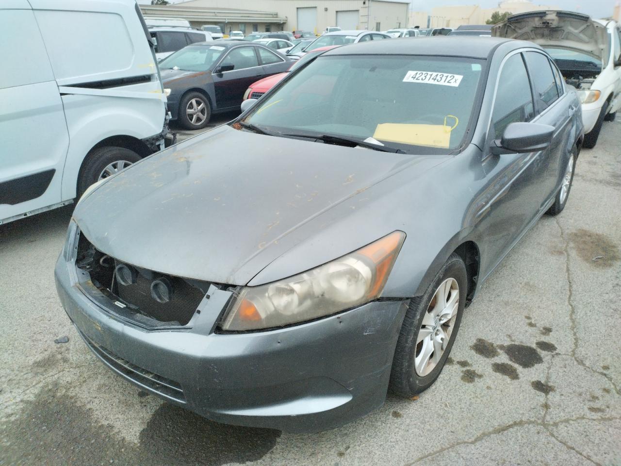 Photo 2 from auction – 2008 HONDA ACCORD with VIN JHMCP26488C020620