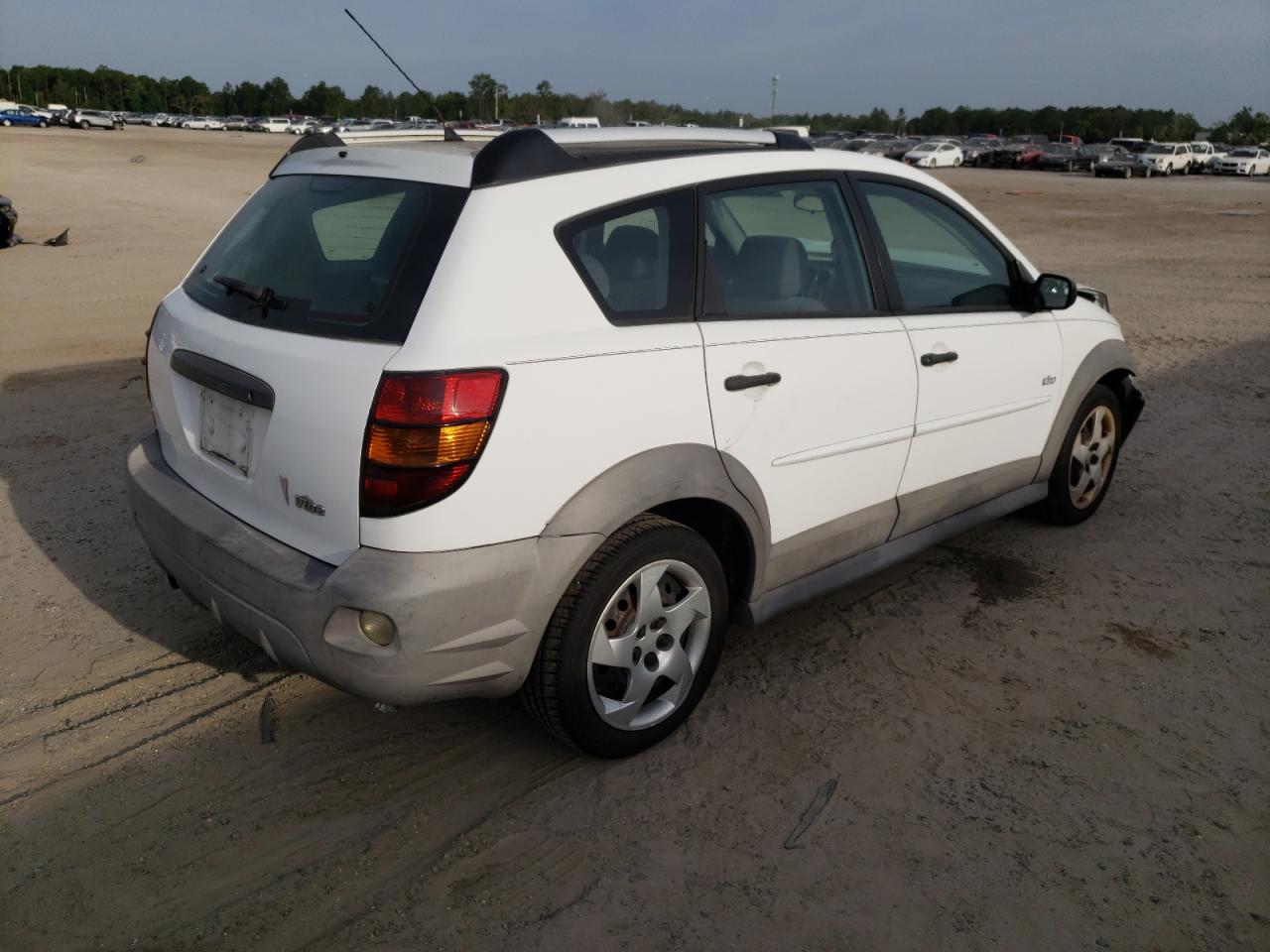 Photo 4 from auction – 2005 PONTIAC VIBE with VIN 5Y2SL63895Z481051