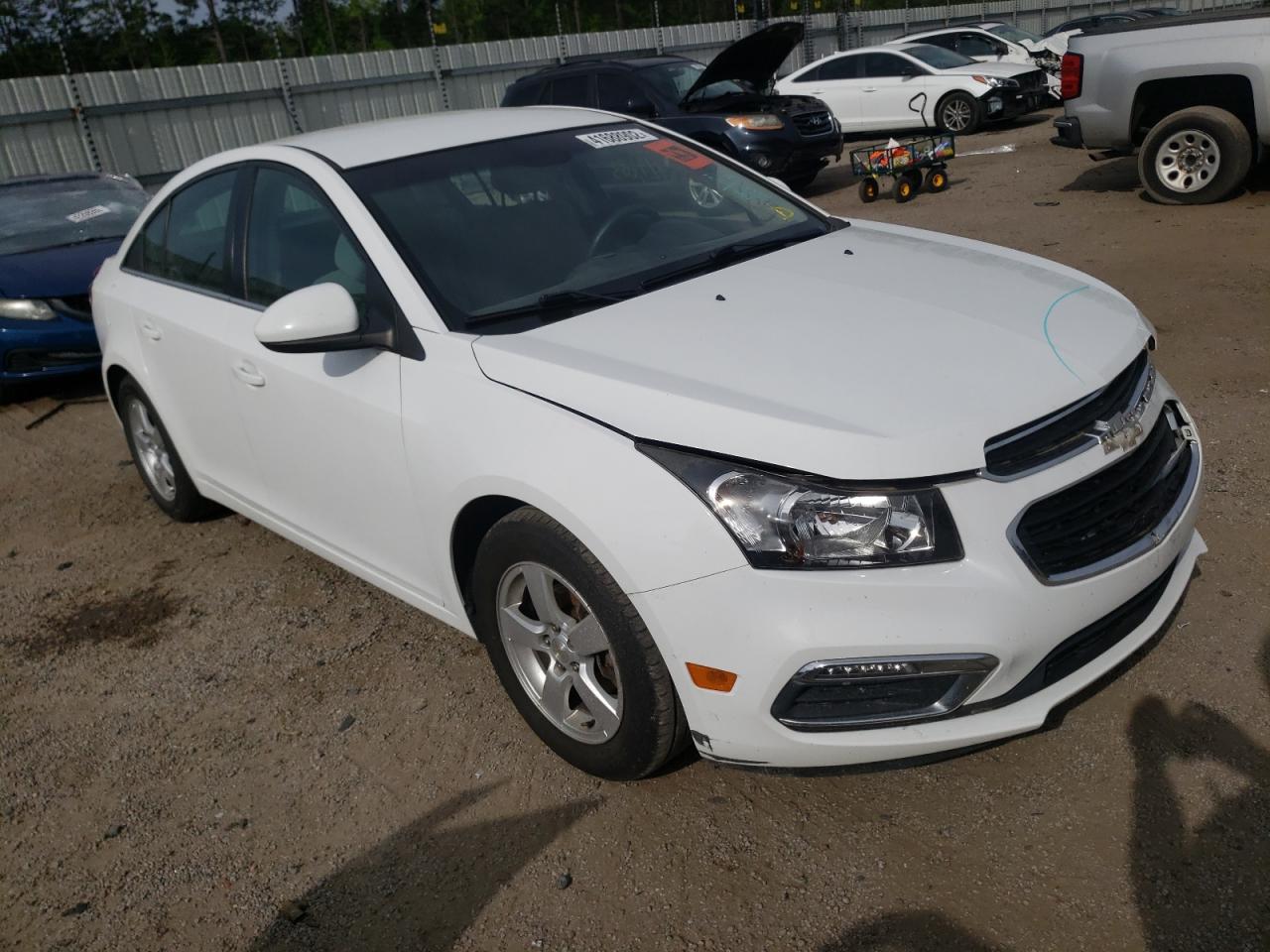 Photo 1 from auction – 2015 CHEVROLET CRUZE LT with VIN 1G1PC5SB8F7103399