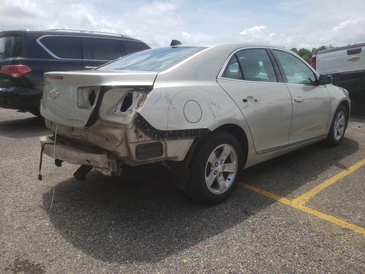 Photo 4 from auction – 2014 CHEVROLET MALIBU LS with VIN 1G11B5SL7EF214371