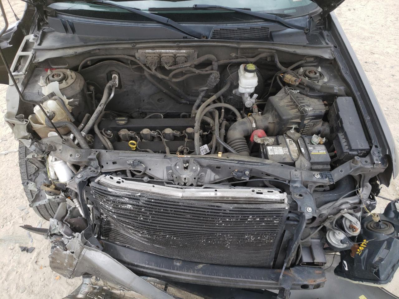 Photo 7 from auction – 2012 FORD ESCAPE LIM with VIN 1FMCU0E72CKC18128