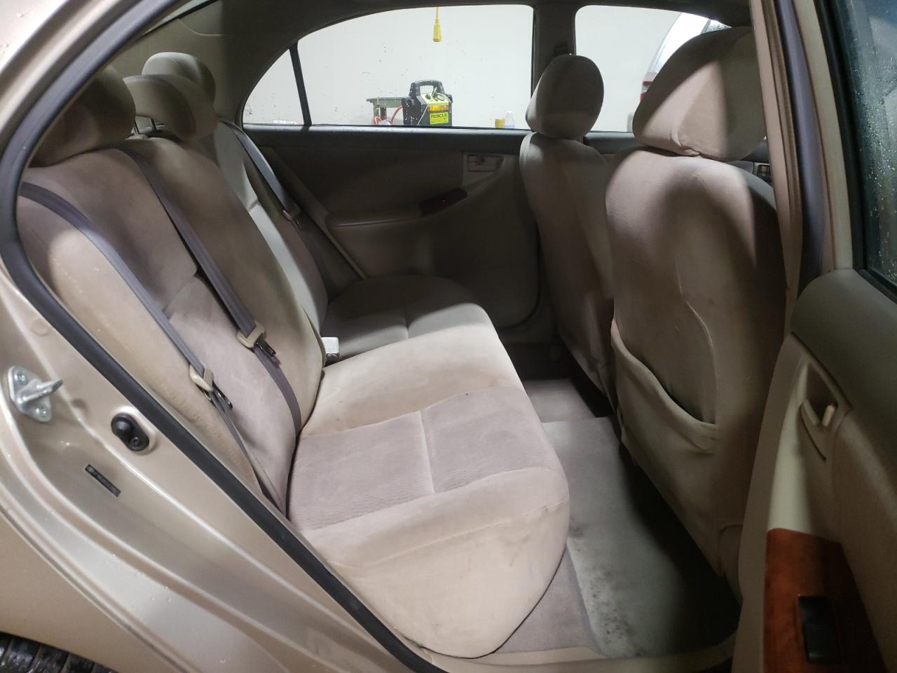 Photo 6 from auction – 2005 TOYOTA COROLLA CE with VIN 2T1BR30E05C399873