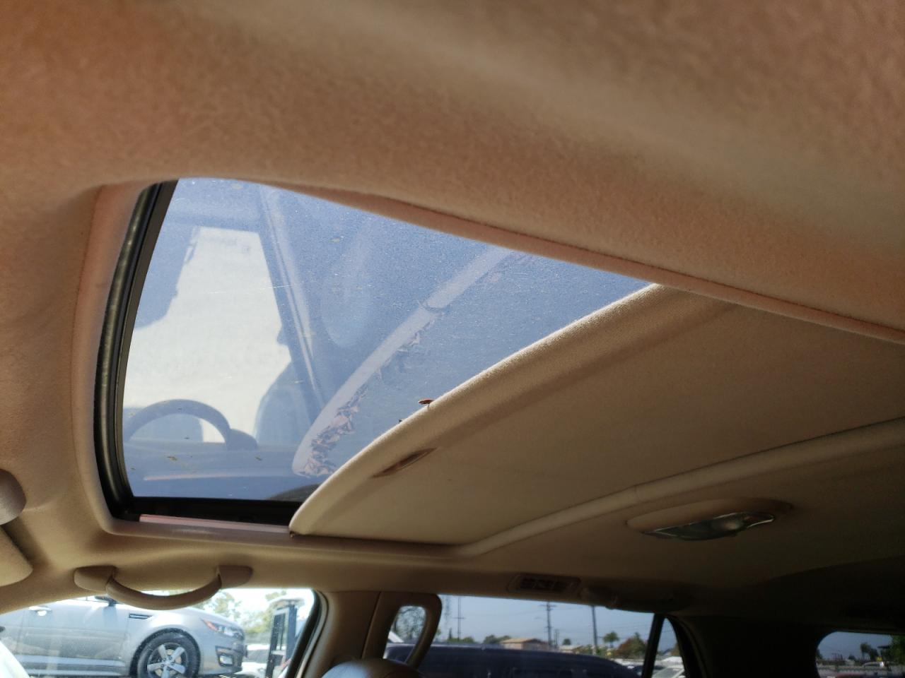 Photo 9 from auction – 2004 TOYOTA SEQUOIA LI with VIN 5TDZT38A84S210796