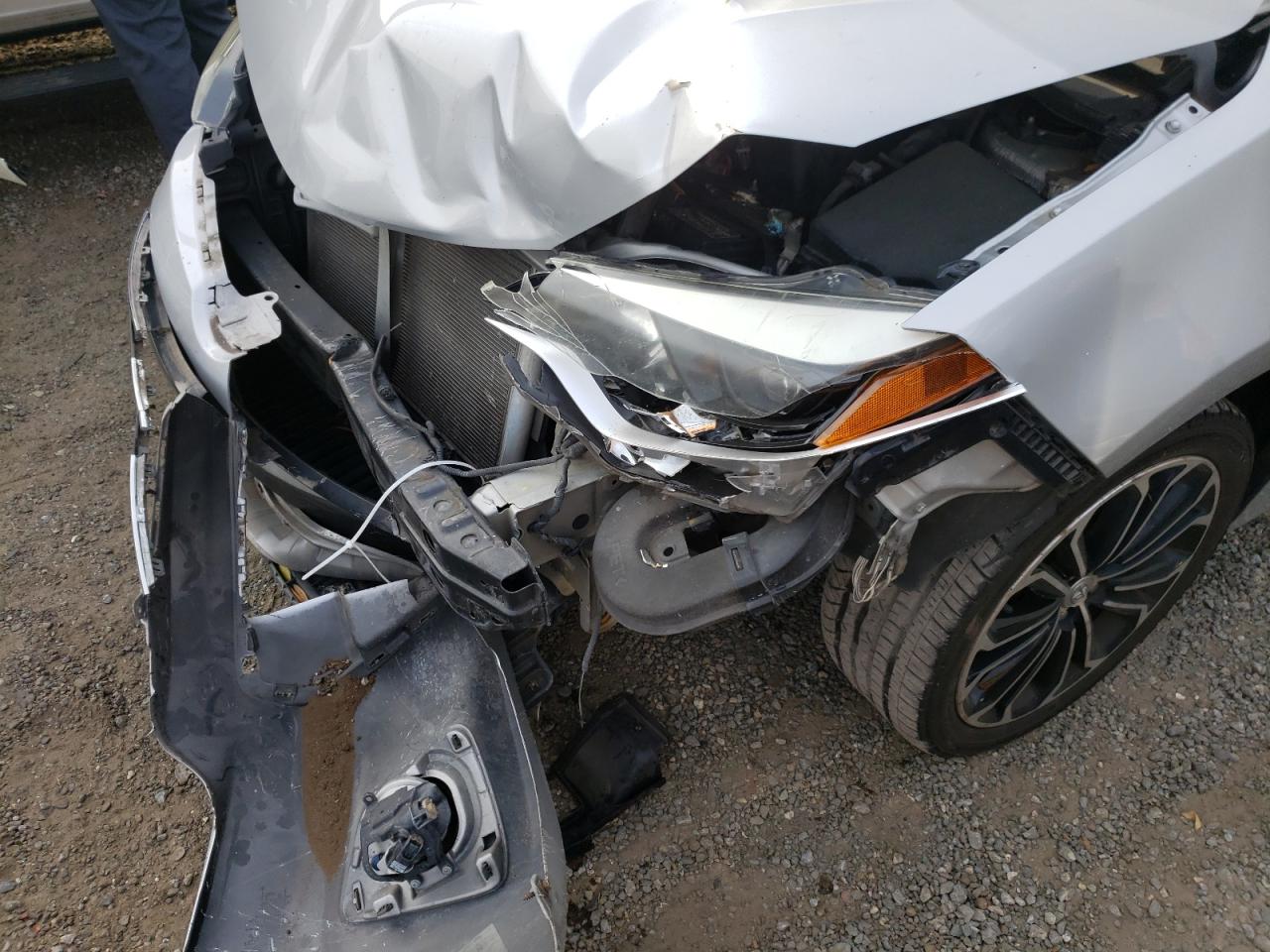 Photo 9 from auction – 2014 TOYOTA COROLLA L with VIN 5YFBURHEXEP044554