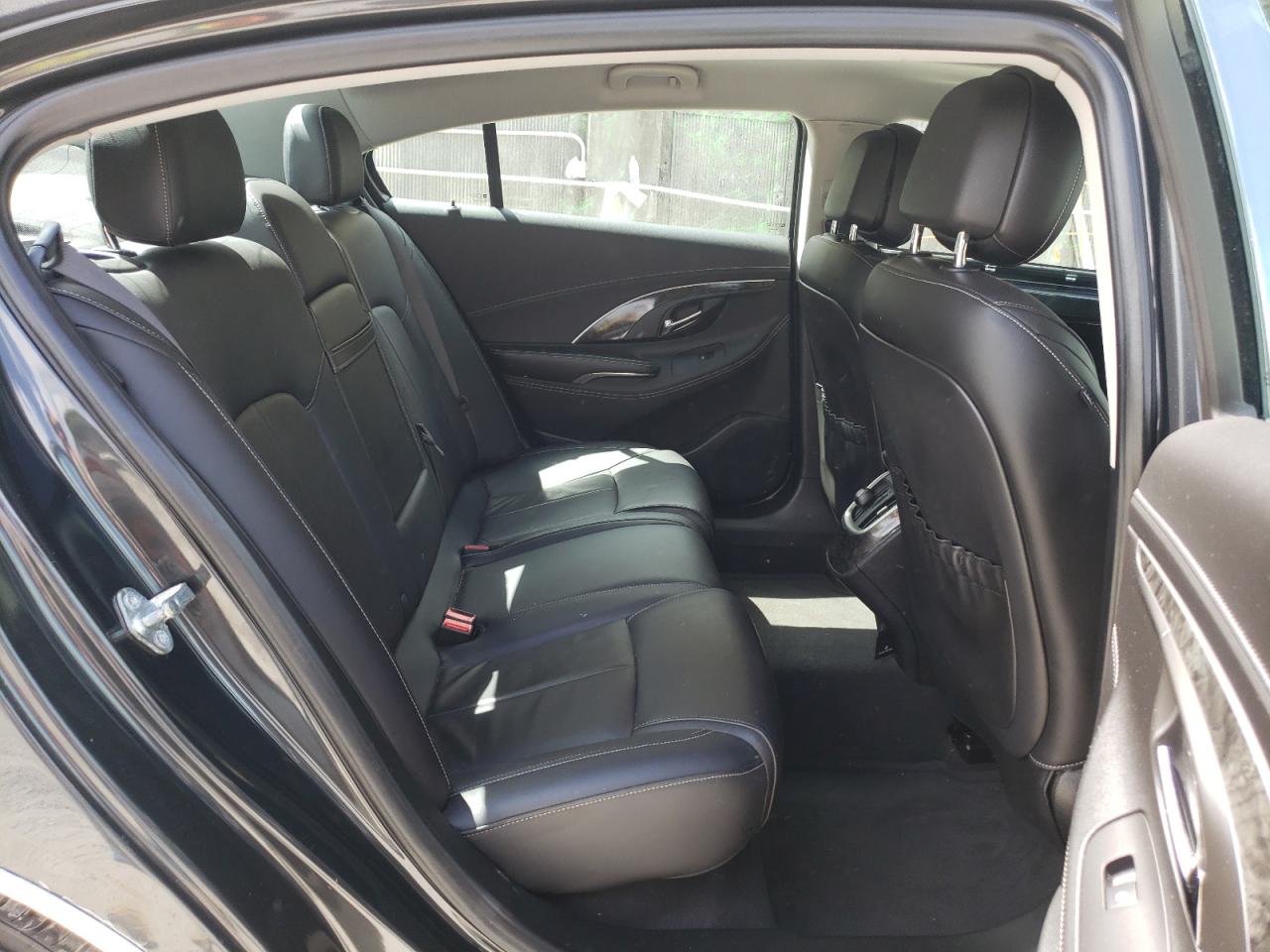 Photo 6 from auction – 2014 BUICK LACROSSE with VIN 1G4GB5G39EF273878