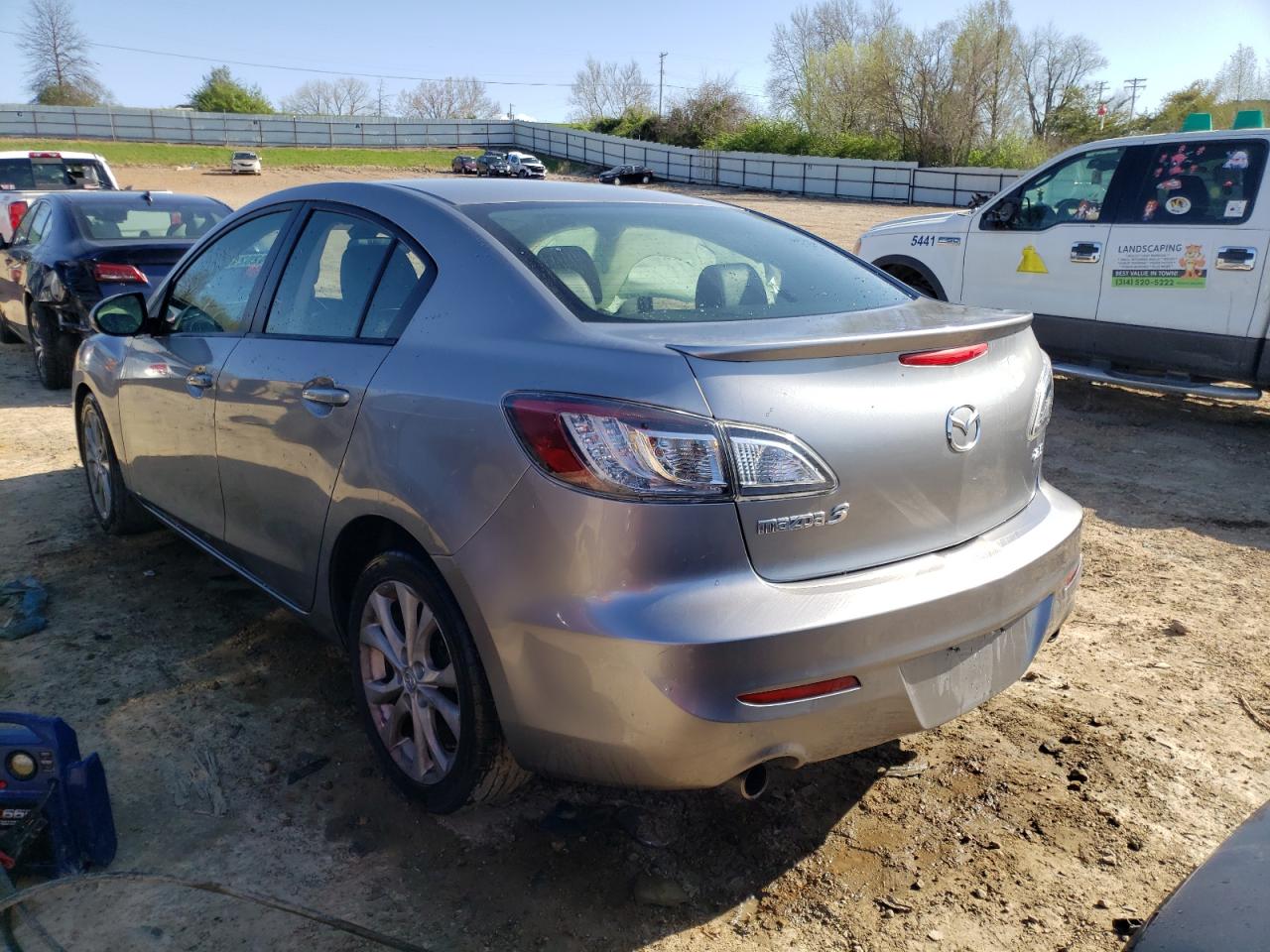 Photo 3 from auction – 2010 MAZDA 3 S with VIN JM1BL1S59A1300310