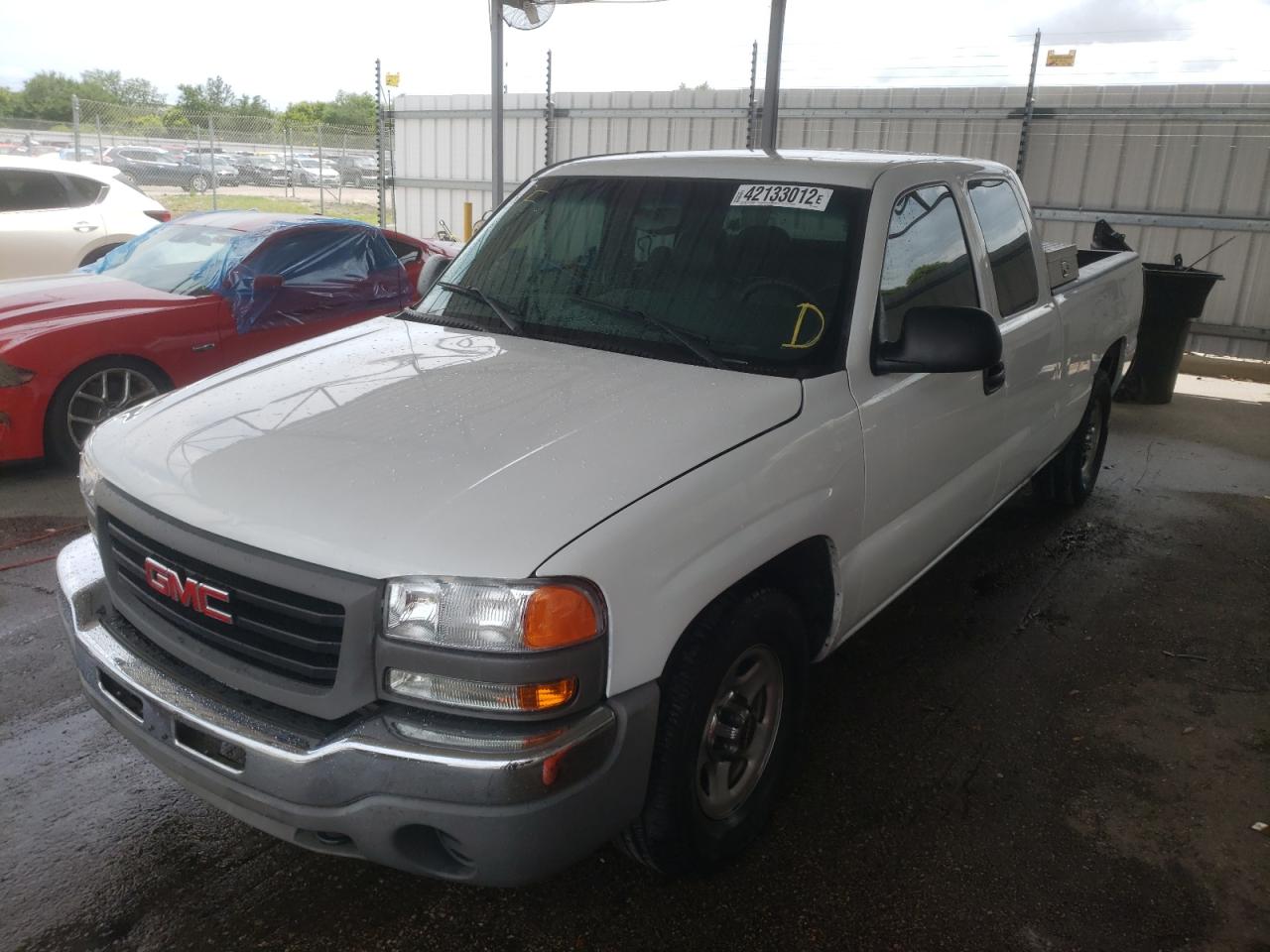 Photo 2 from auction – 2004 GMC NEW SIERRA with VIN 1GTEC19VX4Z248338