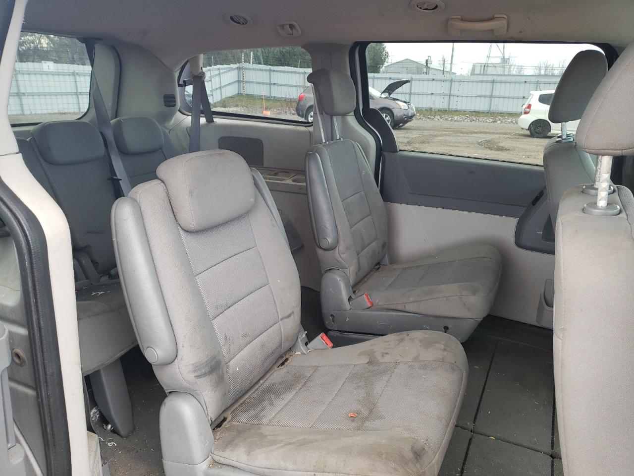 Photo 6 from auction – 2008 DODGE GRAND CARA with VIN 2D8HN44H78R683393