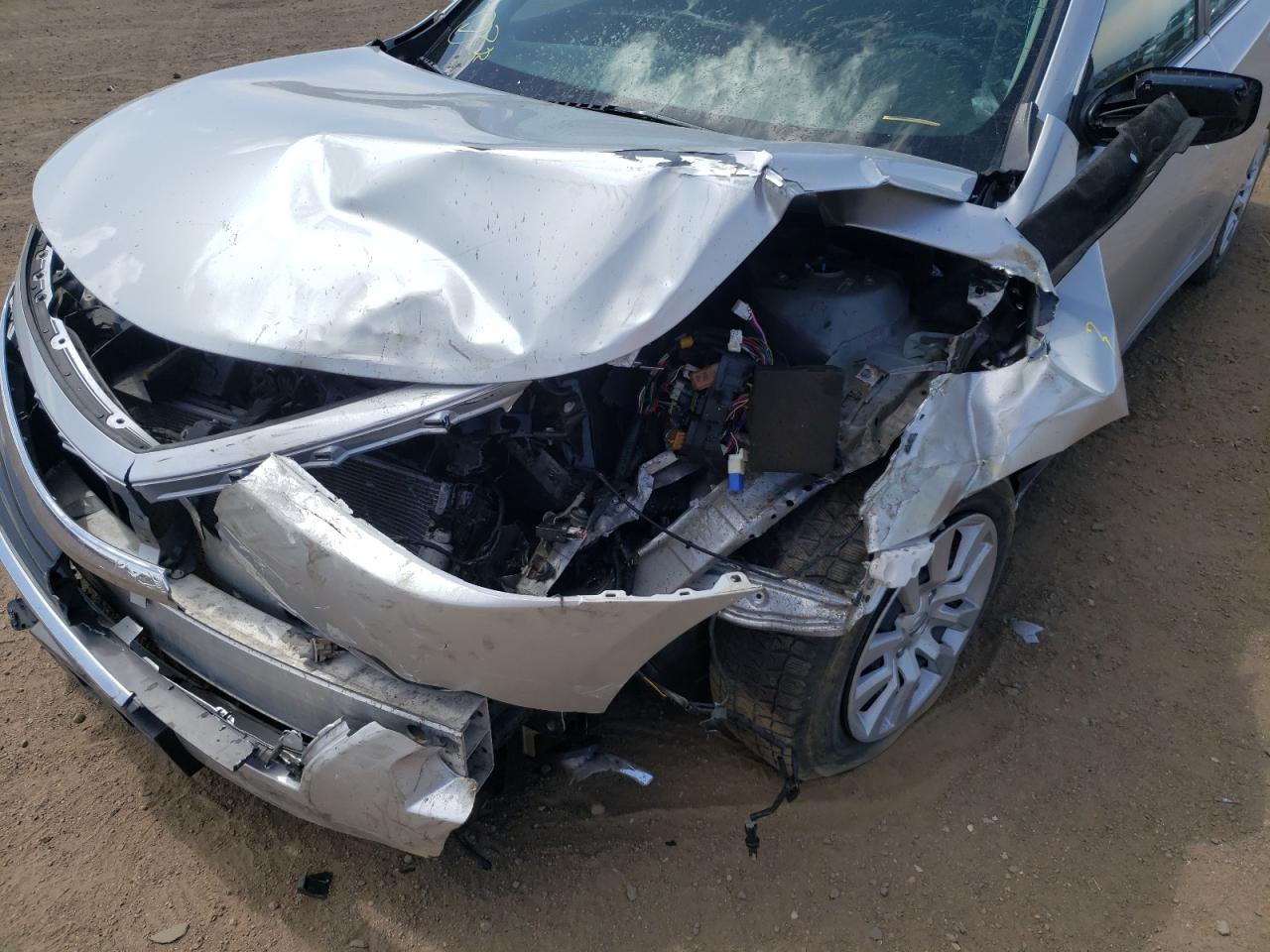 Photo 9 from auction – 2015 NISSAN ALTIMA 2.5 with VIN 1N4AL3AP1FN323113
