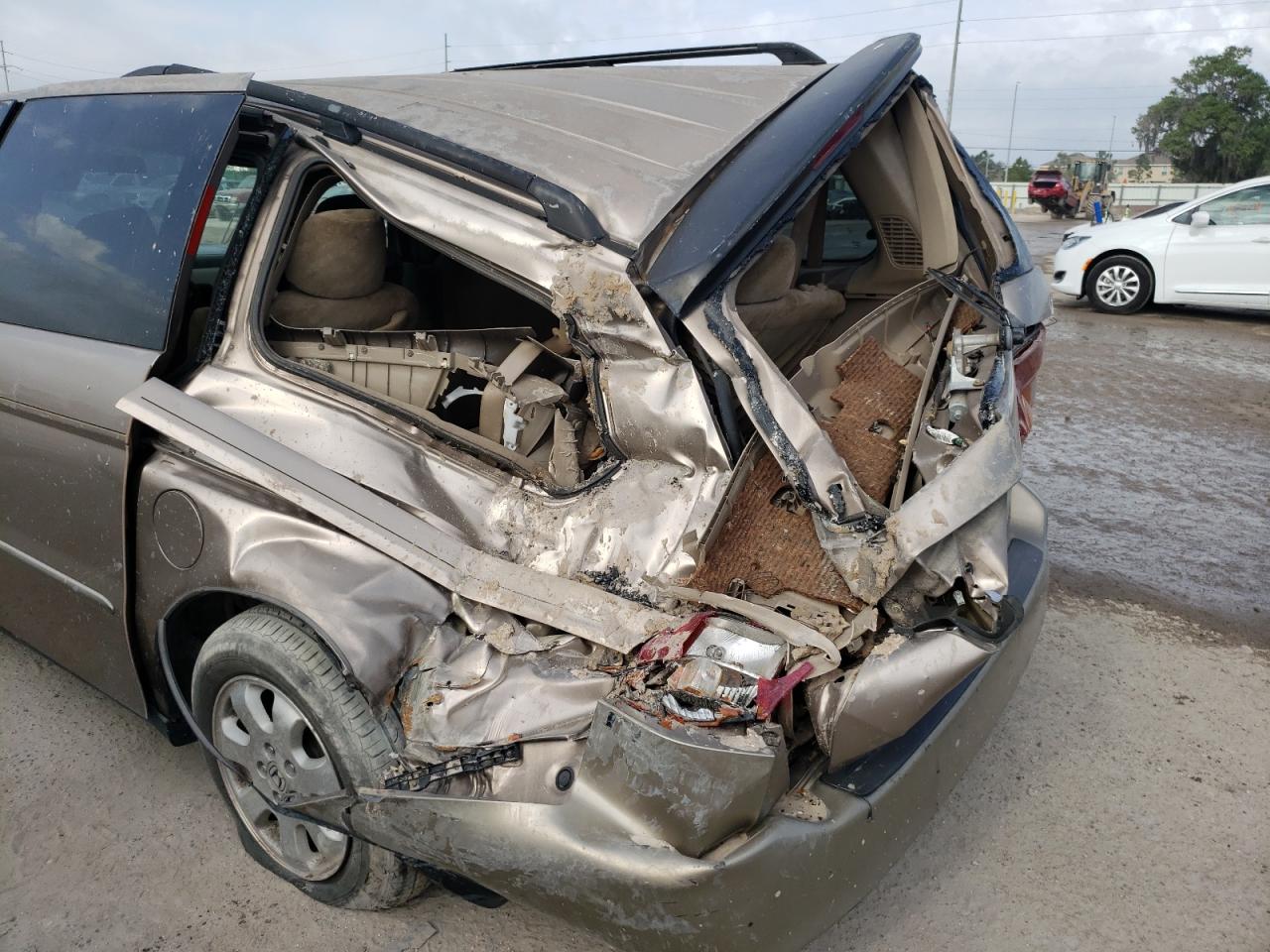 Photo 9 from auction – 2004 HONDA ODYSSEY EX with VIN 5FNRL18644B100901