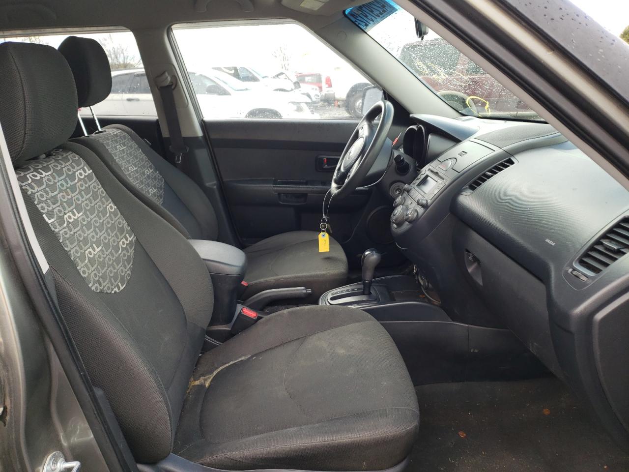 Photo 5 from auction – 2010 KIA SOUL + with VIN KNDJT2A26A7038395