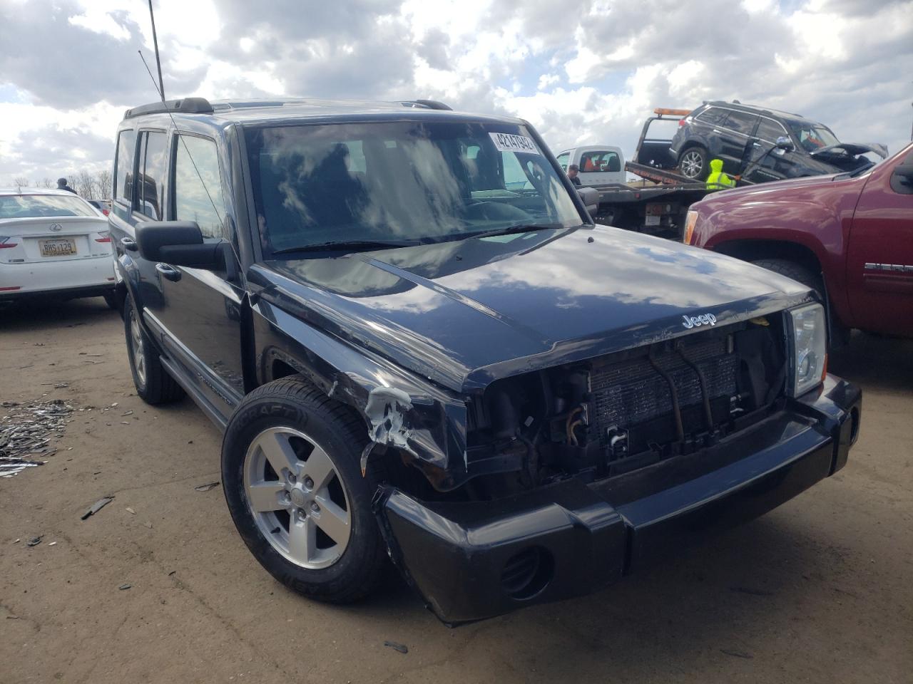 JEEP COMMANDER 2008 with VIN 1J8HG48K18C212887 - Photo from auction