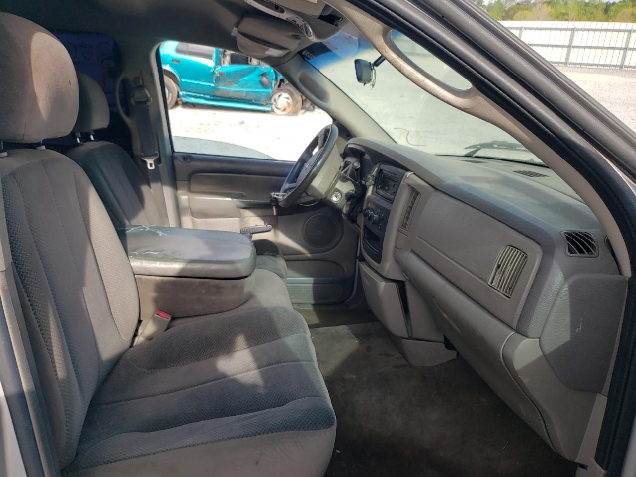 Photo 5 from auction – 2005 DODGE RAM 1500 S with VIN 1D7HA18N55S153867