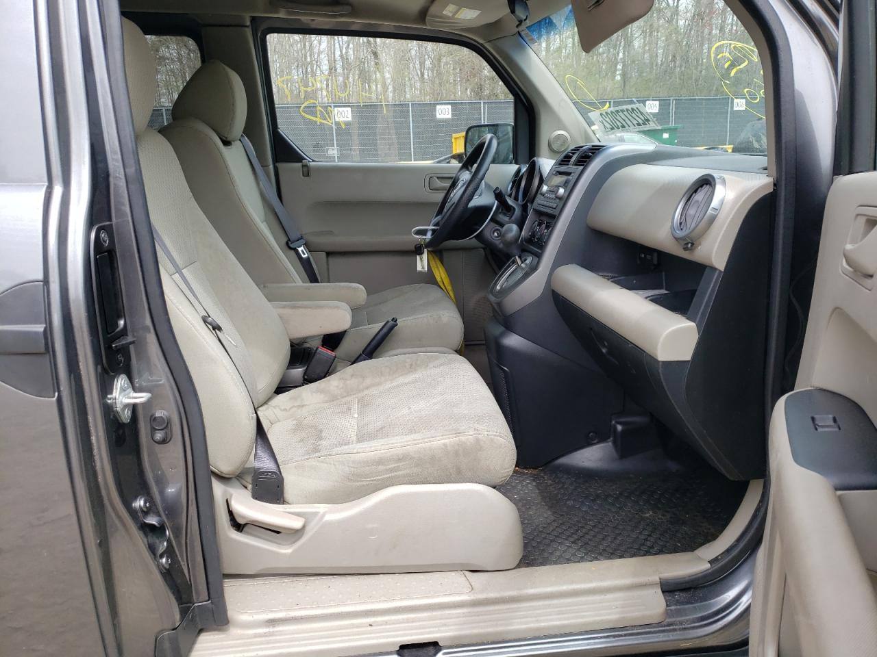 Photo 5 from auction – 2010 HONDA ELEMENT EX with VIN 5J6YH2H77AL005716
